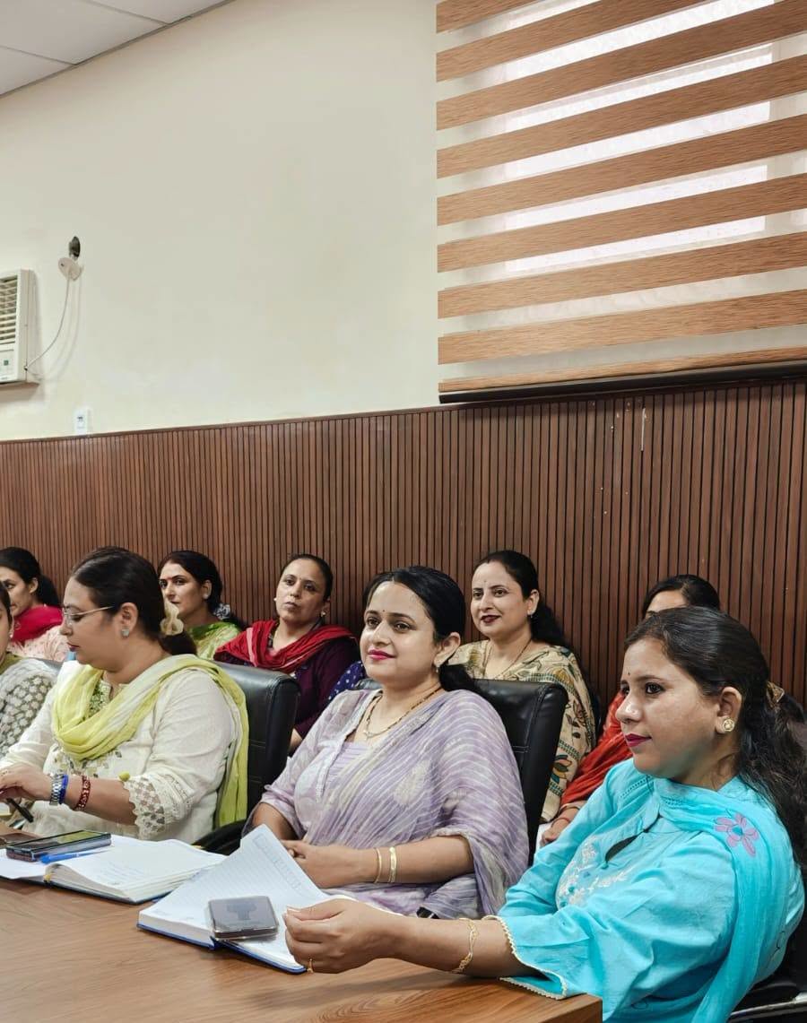 Workshop on Critical & Creative Thinking